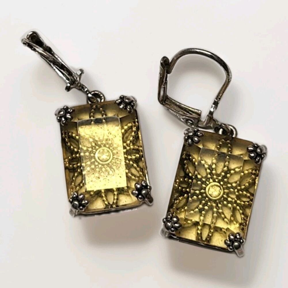 Vintage NRT Through The Looking Glass Amber Lucite Floral Dangle Earrings